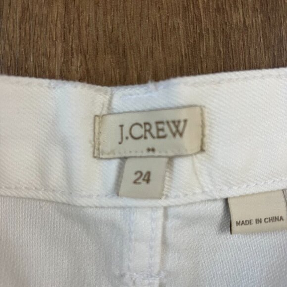 J Crew White Roll Cuff Distressed Jean Shorts Sz 24 - Picture 5 of 8
